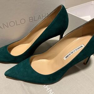 Manolo Blahnik Green Suede BB pointy toe pump